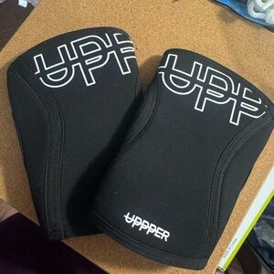 Upper Black Knee Sleeves